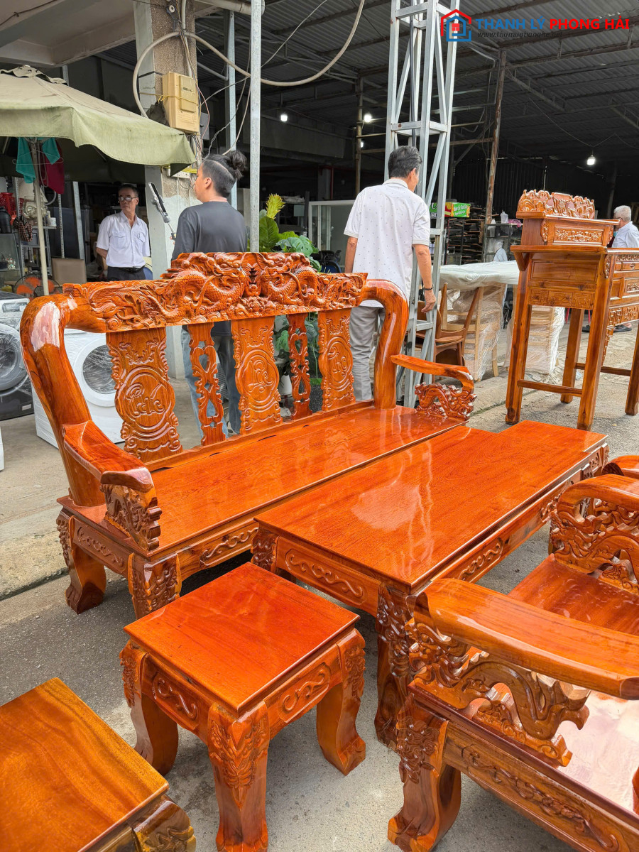 Thanh Lý Bộ Salon Gỗ Tay 12 Chạm Rồng Mới 99% salon-tay-12-cham-rong-3 Thanh Lý Bộ Salon Gỗ Tay 12 Chạm Rồng Mới 99%
