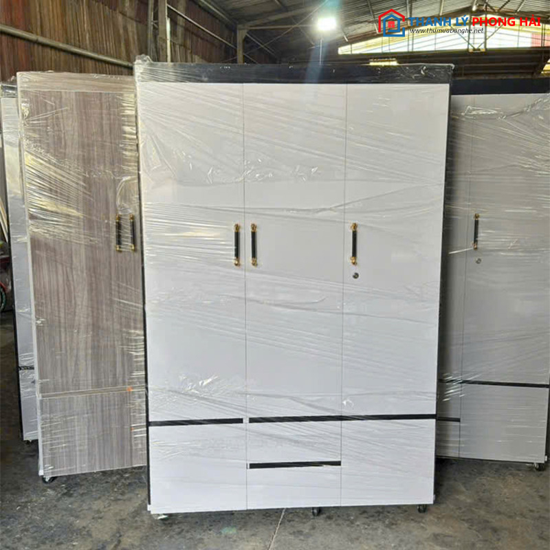Thanh Lý Tủ Quần Áo Nhựa 3 Cánh Mới 99% tu-quan-ao-3-canh-5 Thanh Lý Tủ Quần Áo Nhựa 3 Cánh Mới 99%